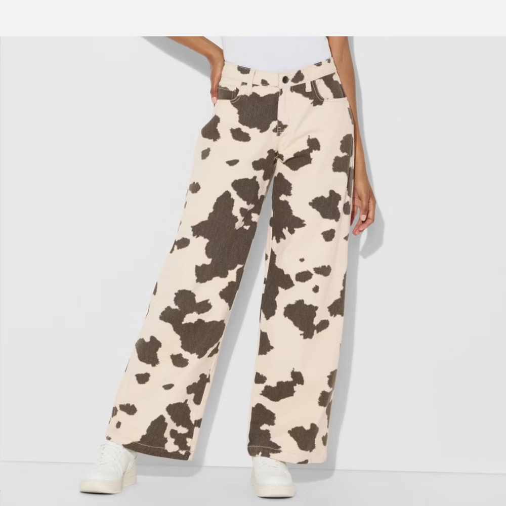 Wild Fable Women's High-Rise Straight Leg Pants Cow Animal Print XS